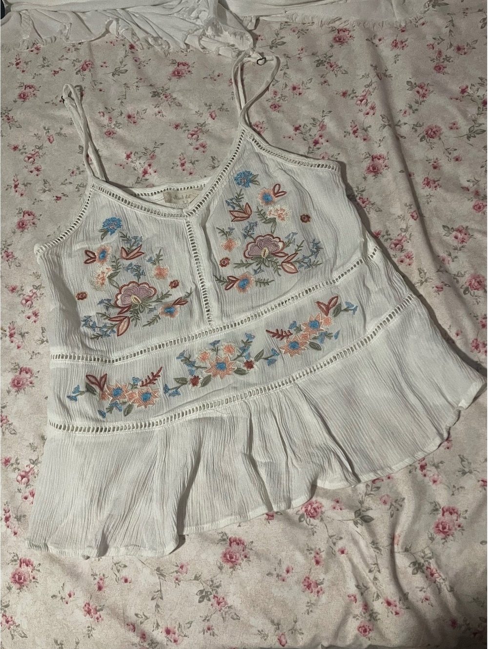 Altar’d State Embroidered shirt, White, Size Small